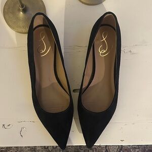 Sam Edelman Black Pointed-Toe Suede Pumps